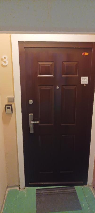 Panel Hause Kazincbarcika公寓 客房 照片