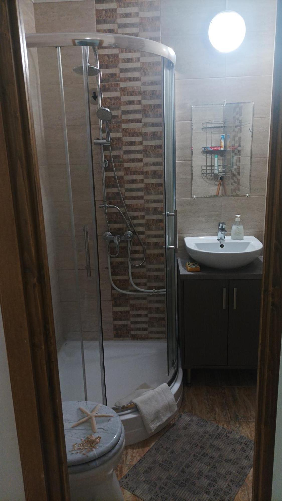 Panel Hause Kazincbarcika公寓 外观 照片